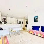 Appartement Le Piccasso - Terrasse - Centre - Classe 3* Cannes